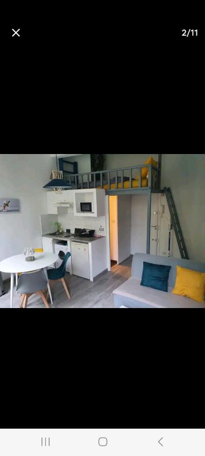Charmant Studio Avec Mezzanine Appartement Aix-en-Provence Buitenkant foto
